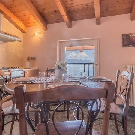 Casa Del Tiglio Varenna